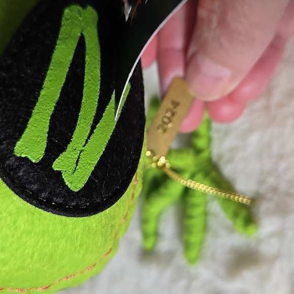 2024 Hyde and Eek Collectible Bird X-Ray NWT Target Halloween - Picture 4 of 8